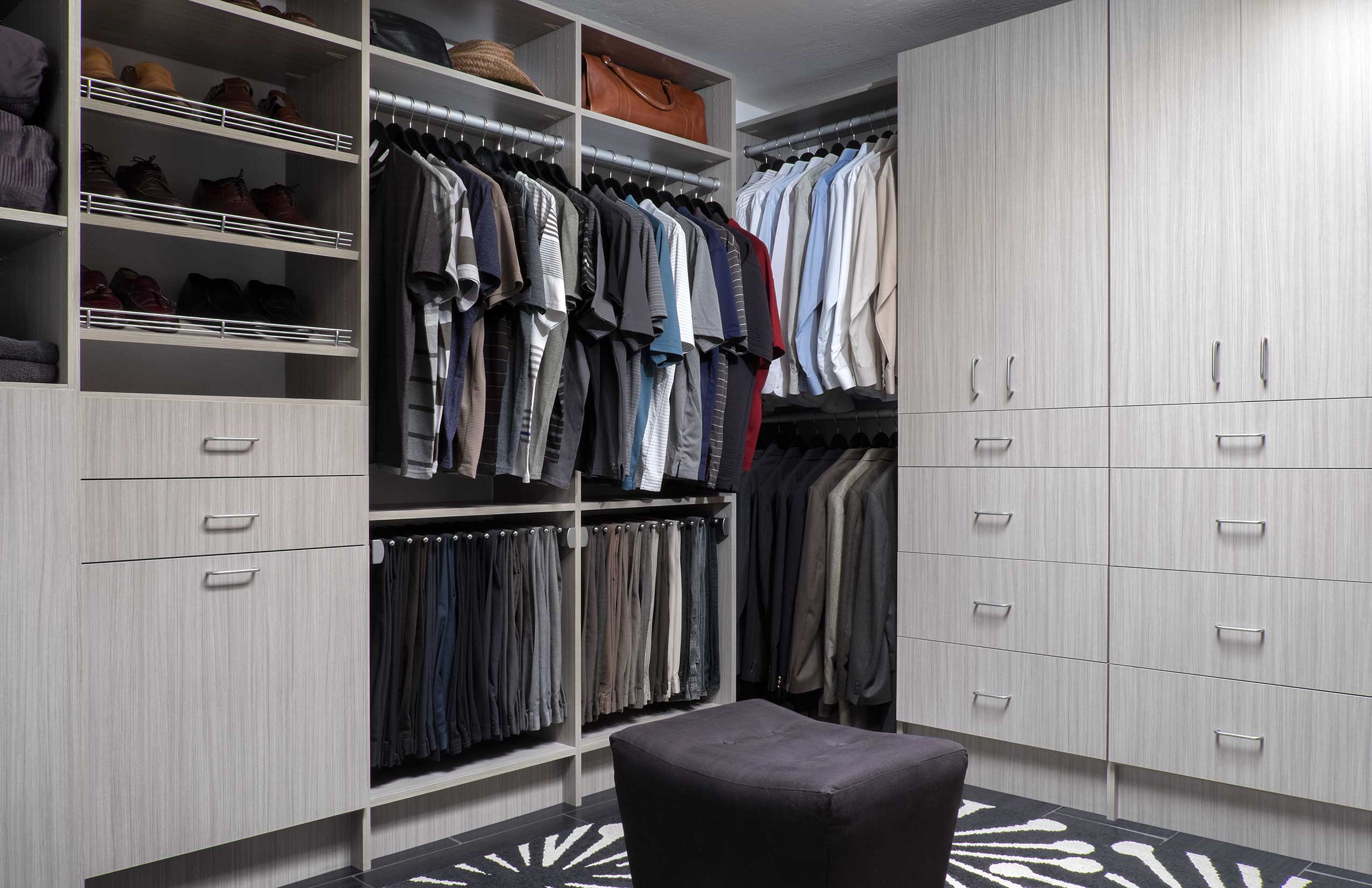 Walk-in Closet
