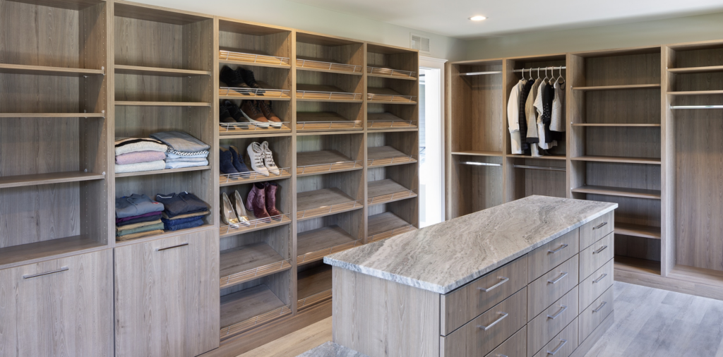 Workbenches in North Hollywood