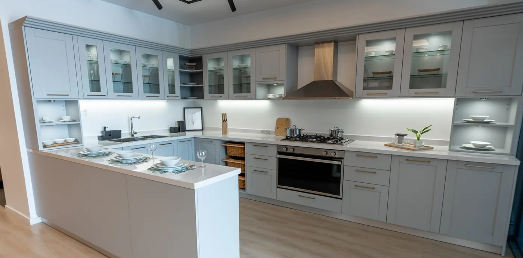 Premium Kitchens in Marina Del Rey