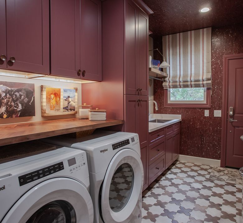 Custom laundry storage
